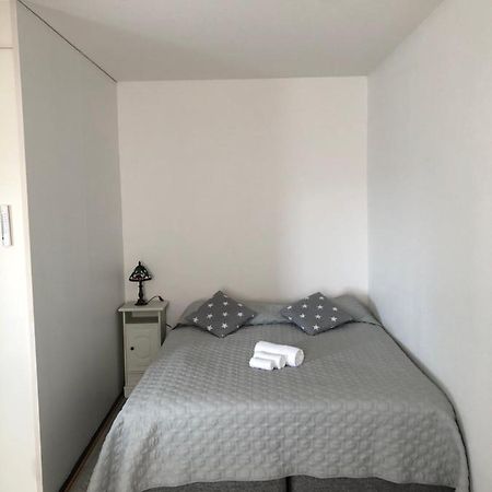 Lovely Apartment Within Walking Distance -Centre Pori Esterno foto
