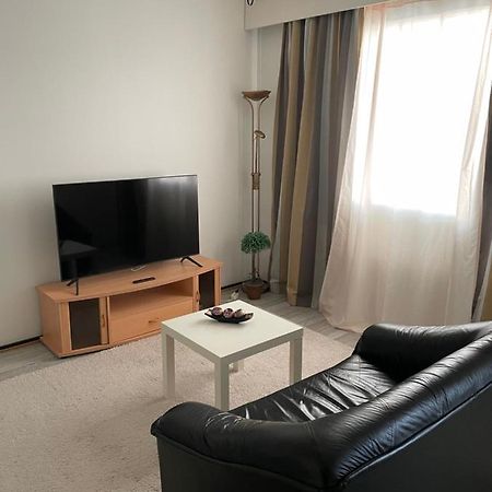 Lovely Apartment Within Walking Distance -Centre Pori Esterno foto