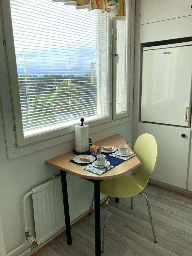 Lovely Apartment Within Walking Distance -Centre Pori Esterno foto